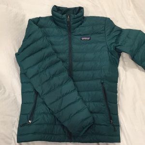 Patagonia green puffer jacket